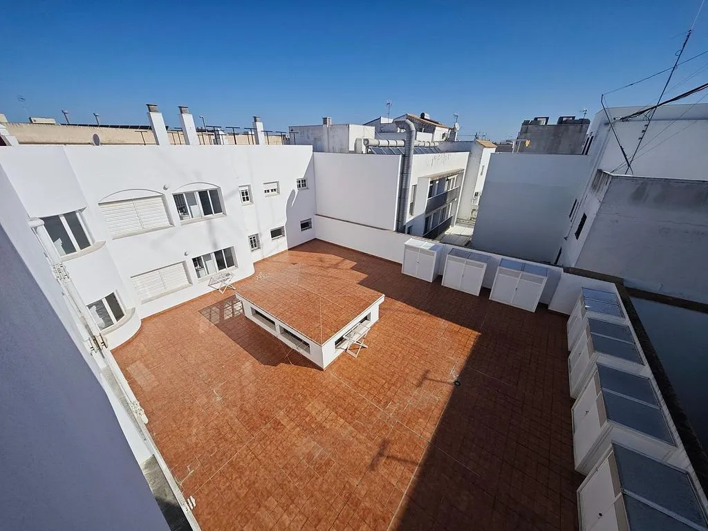 Garden - Apartment with Balcony in Urban Centre, Chiclana