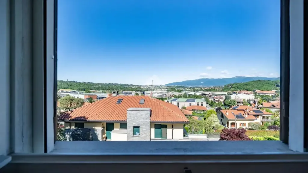 Pièces - Apartment with Panoramic View in Castello Di Brianza