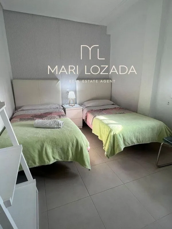Chambres - Furnished Apartment with Balcony in El Perellonet