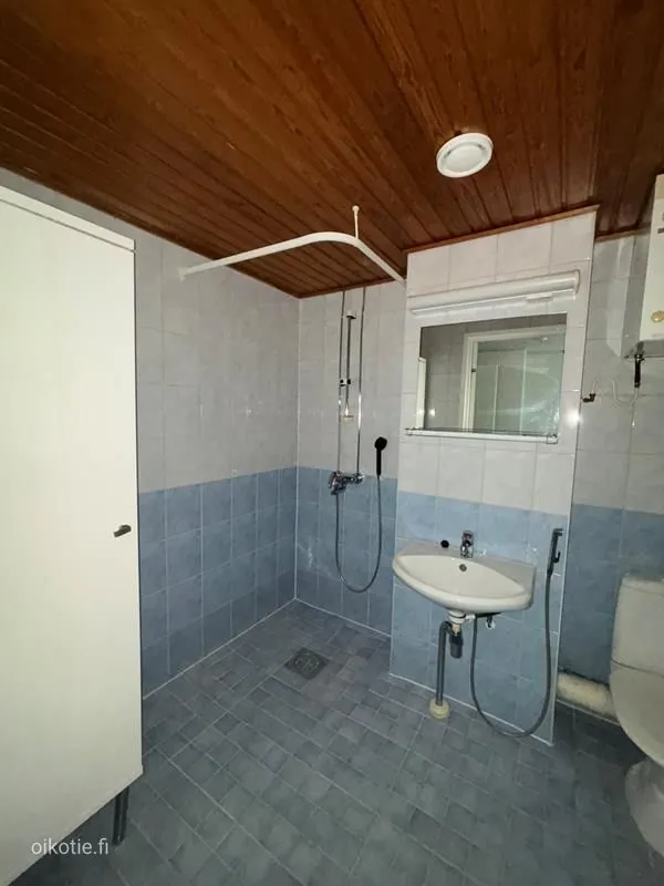 Salles de bain - Apartment with Balcony in Kiltakallio, Espoo
