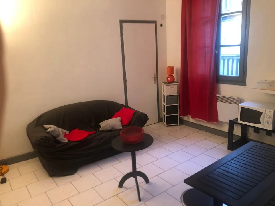 Séjour - Studio Meublé à Louer à Niort