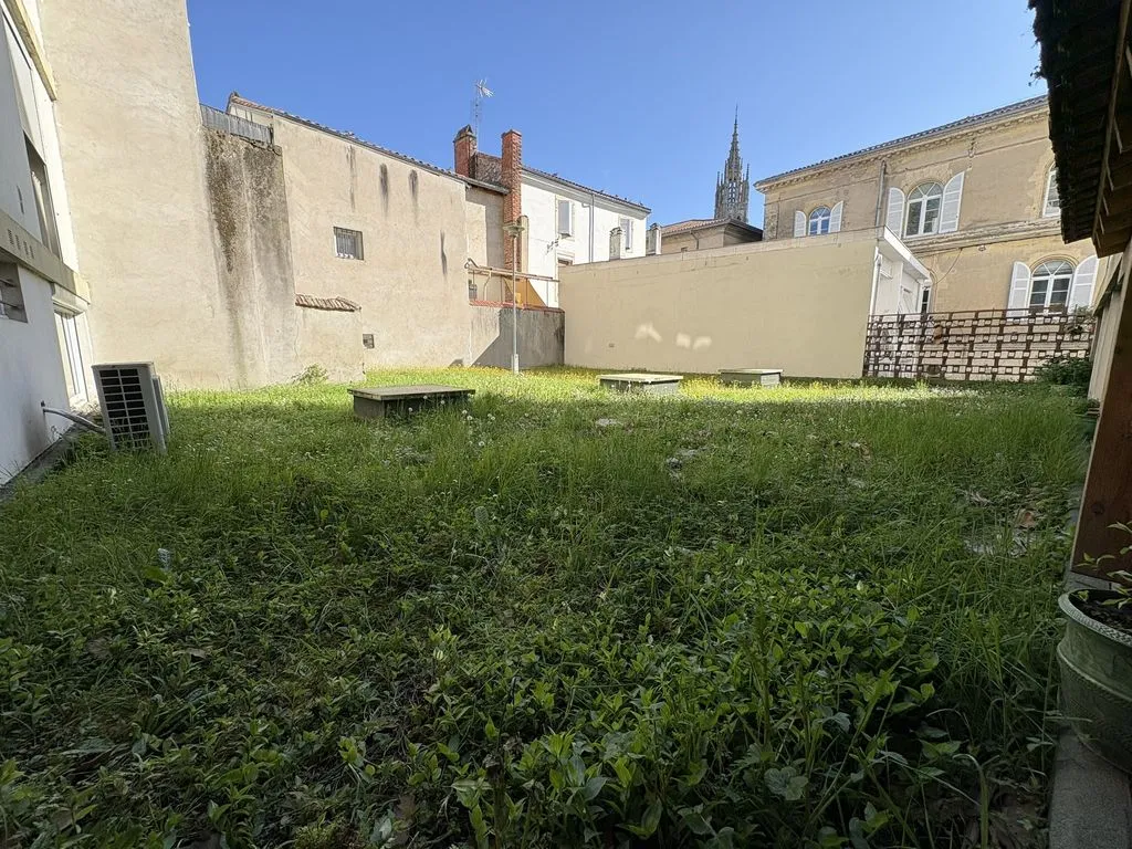 Aed - Luxury Flat with Balconies in Agen