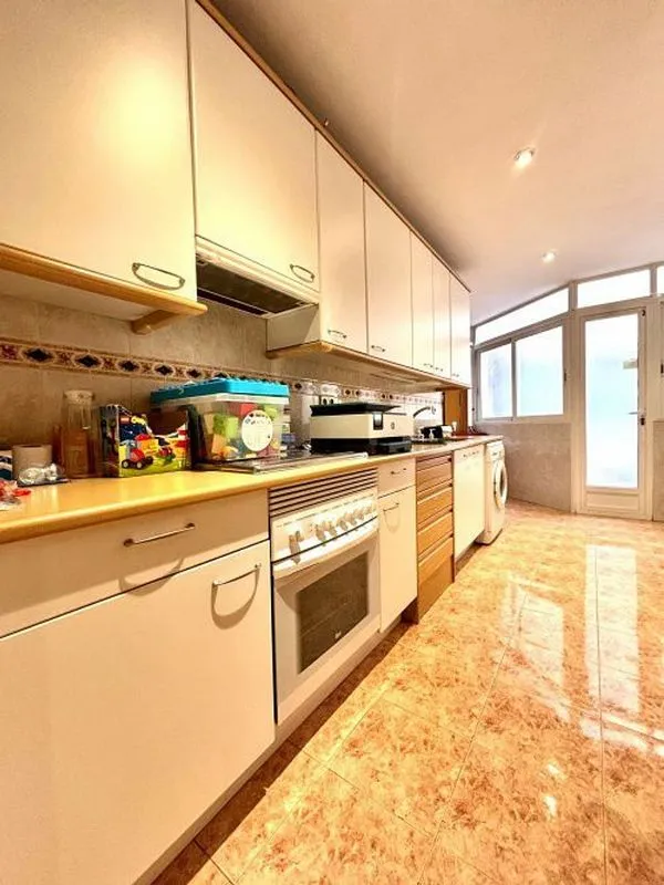 Köök - 3-Bedroom Flat with A/C in Almagro