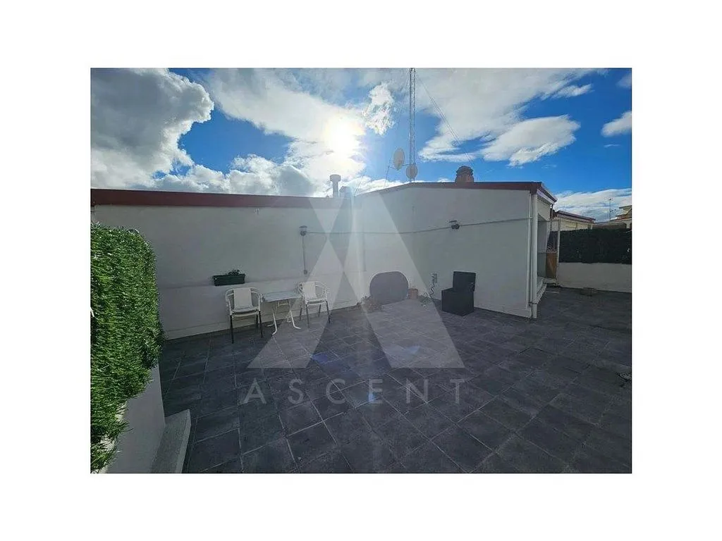 Terrass - Duplex with Terrace in Móstoles Centre