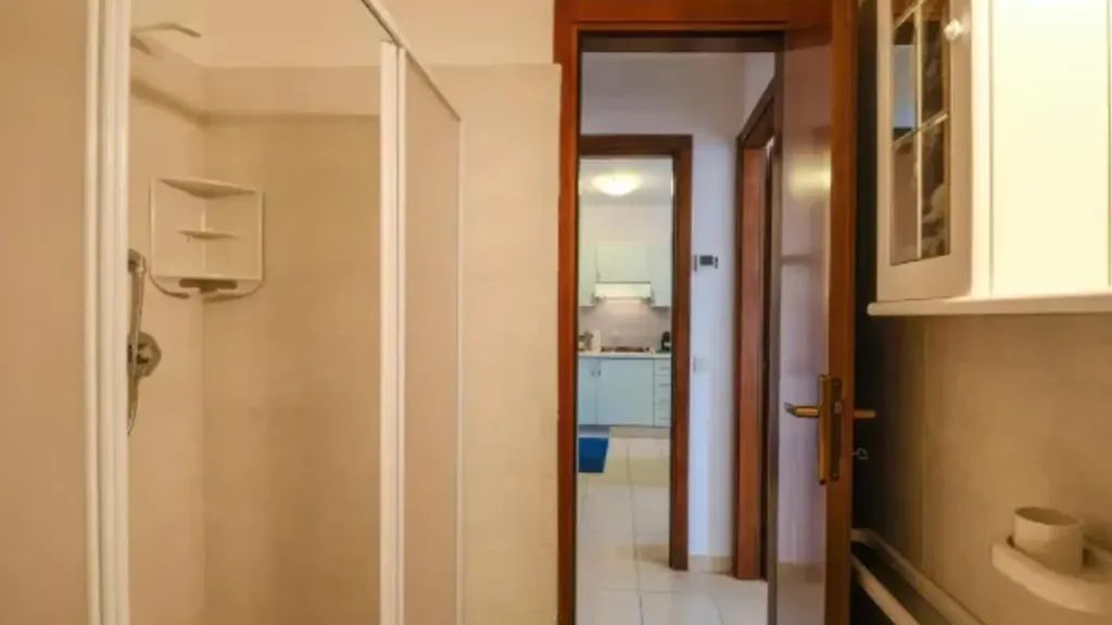 Salles de bain - Rustic Apartment with Panoramic View in Bolognola