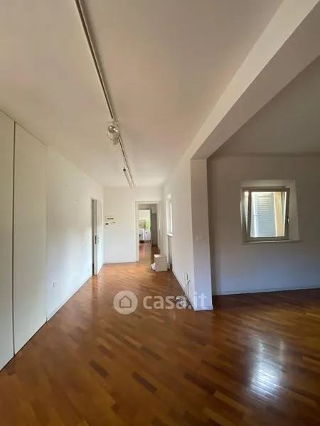 Séjour - Rustic-Style Flat with Caminetto in Modena