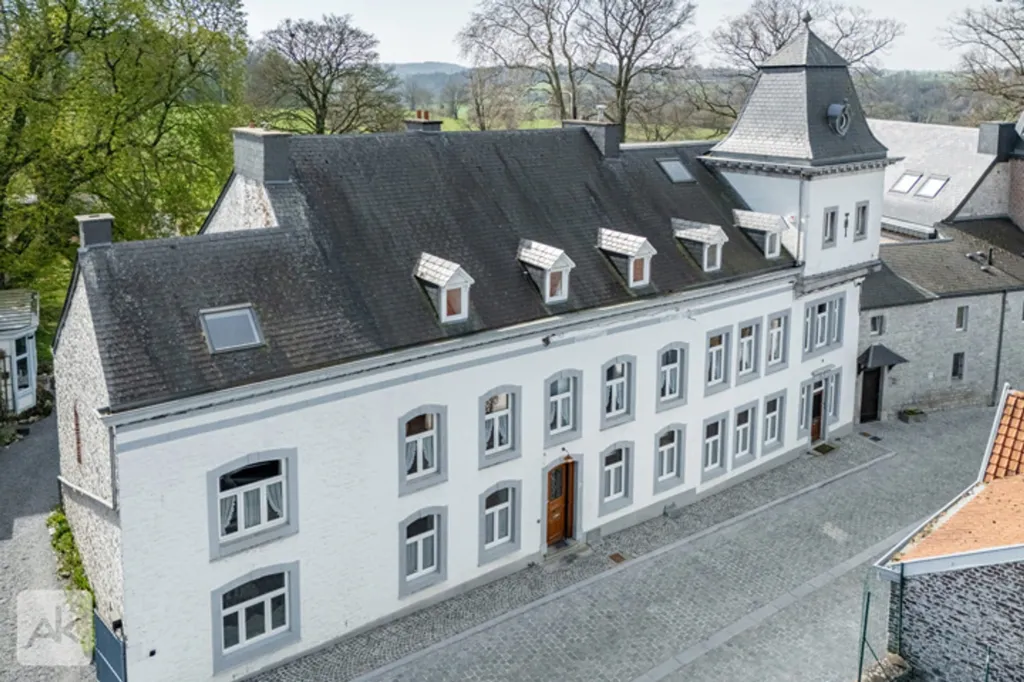 Maison 7 chambres à Olne