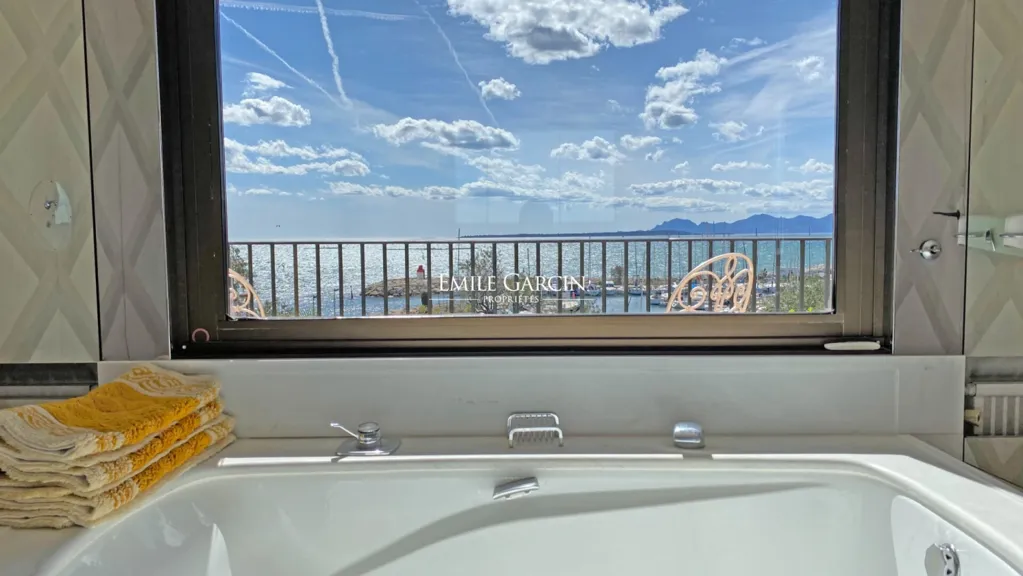 Vannitoad - Charming Seafront House in Cap d'Antibes