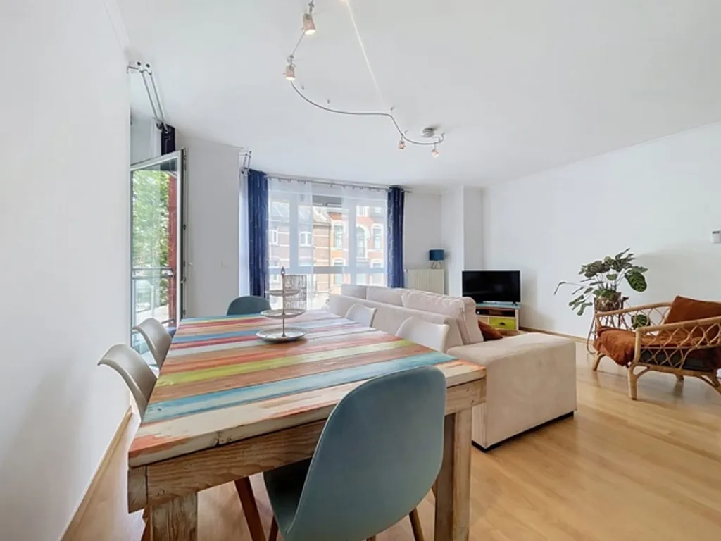 Elutuba - Apartment with Terrace in Liège