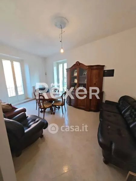 Elutuba - Independent House with Garden in Raiano