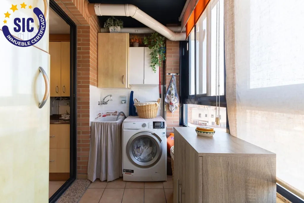 Pesuköök - Premium Penthouse with Pool in Mislata