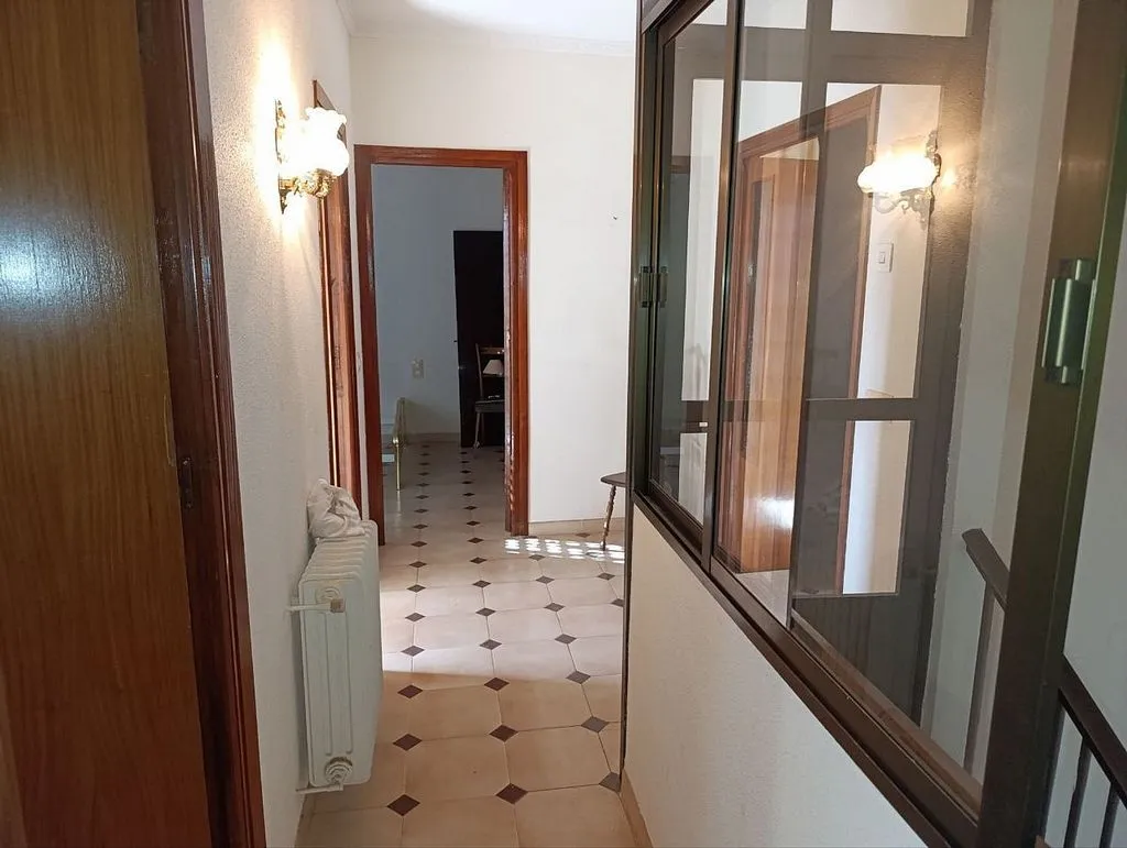 Ingresso - Two-Storey House with Terrace in Valdepeñas