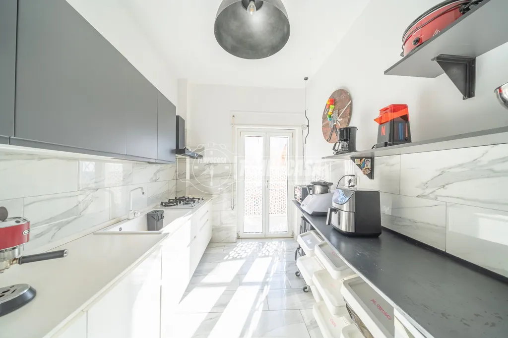 Cuisine - Rustic-Style Flat with Sea View in Ladispoli