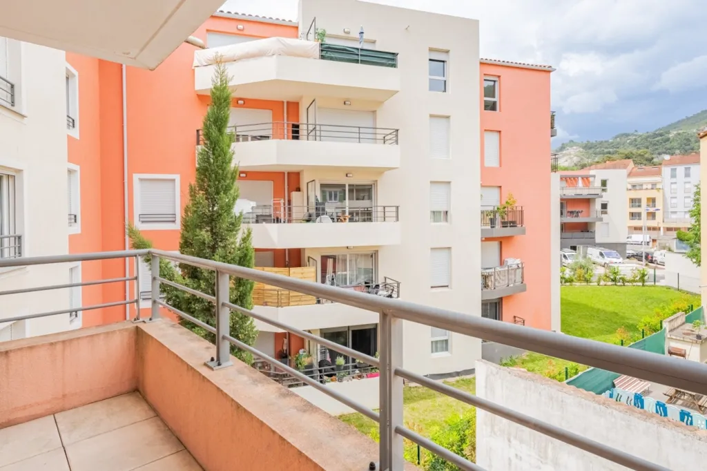 Balcon - Appartement avec Balcon à Saint-André-de-la-Roche