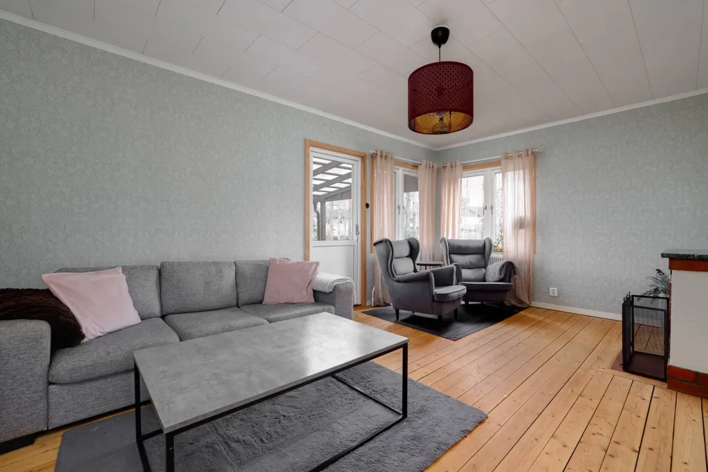 Elutuba - Charming House with Garden in Laxå