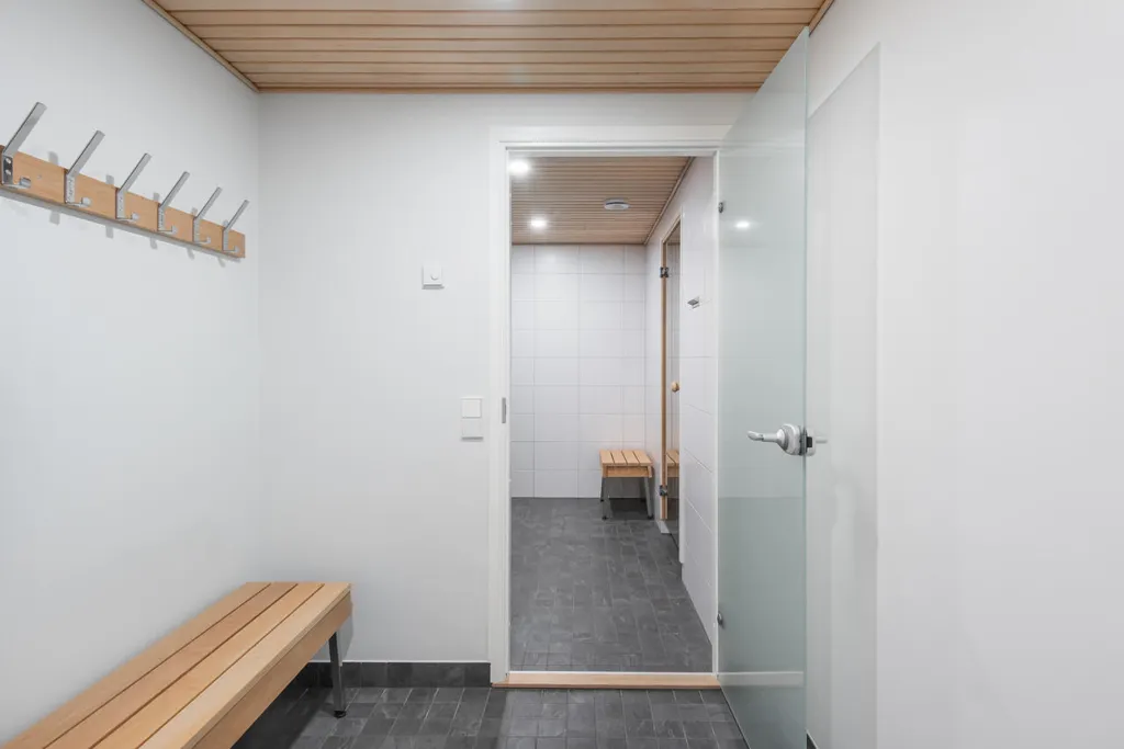 Esik - Modern Flat with Balcony in Hyrylä Centre