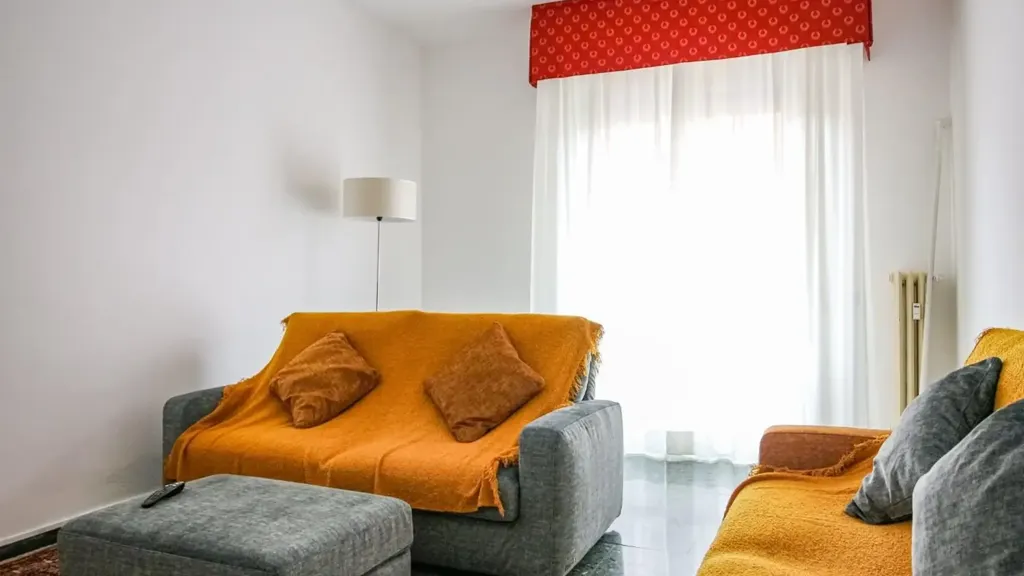 Séjour - Rented Apartment with Balcony in Pisa