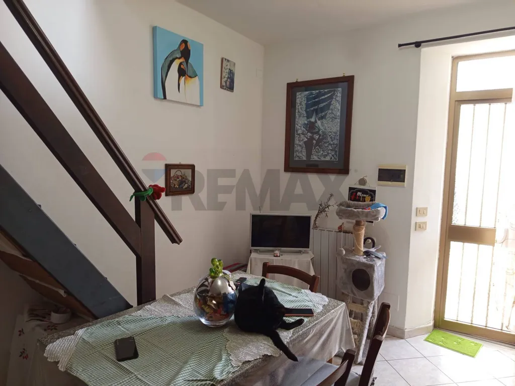Dining Room - Bright Apartment with Terrace in Central Piombino