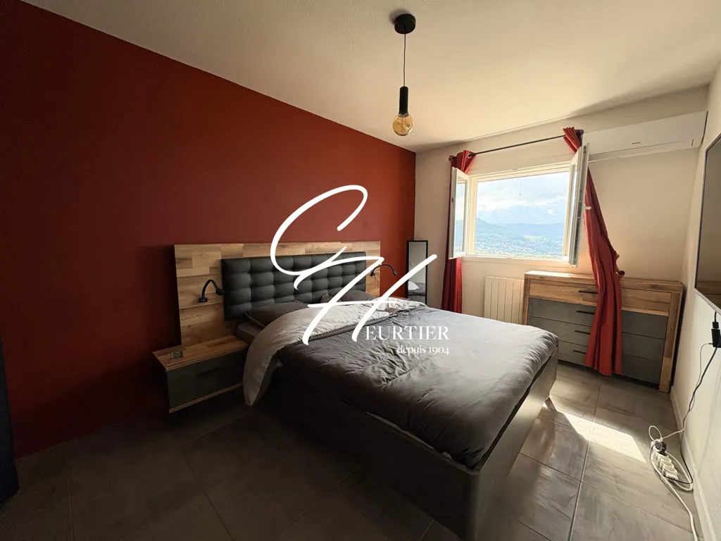Magamistoad - Duplex Apartment with Mountain View in Voiron