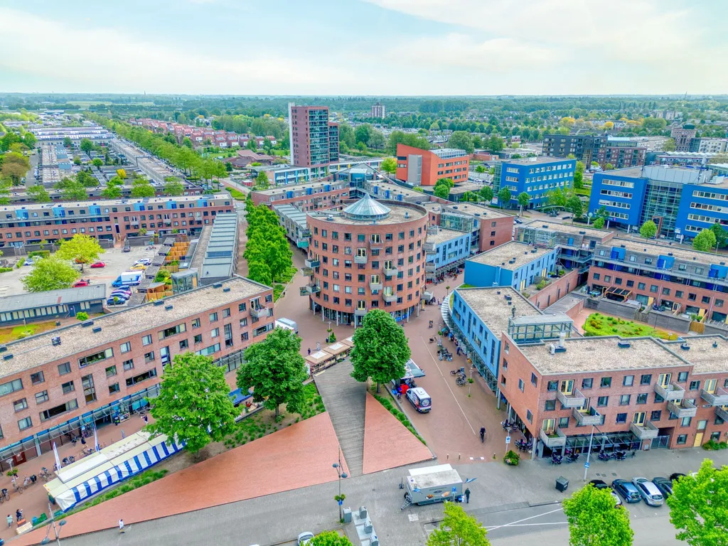 Õhuvaade - 3-Bedroom Apartment with Balcony in Osseveld