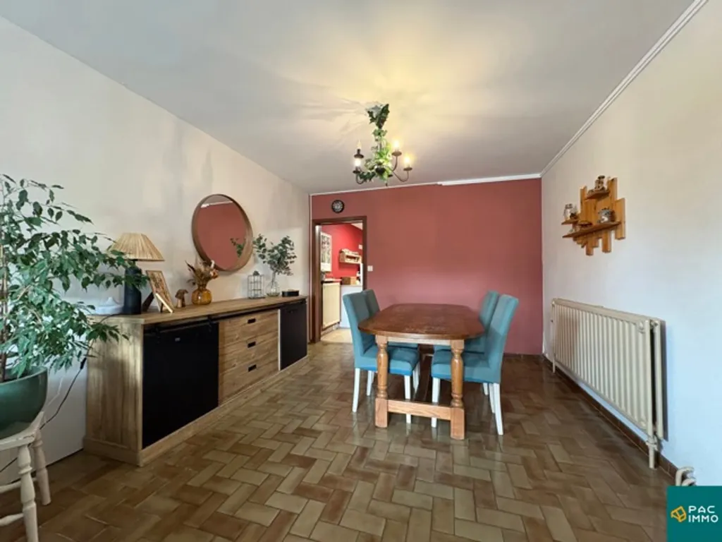 Salle à manger - Appartement avec Terrasse et Jardin en Résidence Semi-Détachée