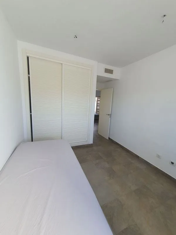 Magamistoad - 2-Bed Flat with Pool in Toyo