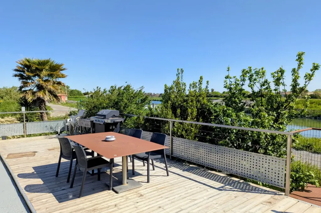Terrass - Charming Mas with Garden in Lattes
