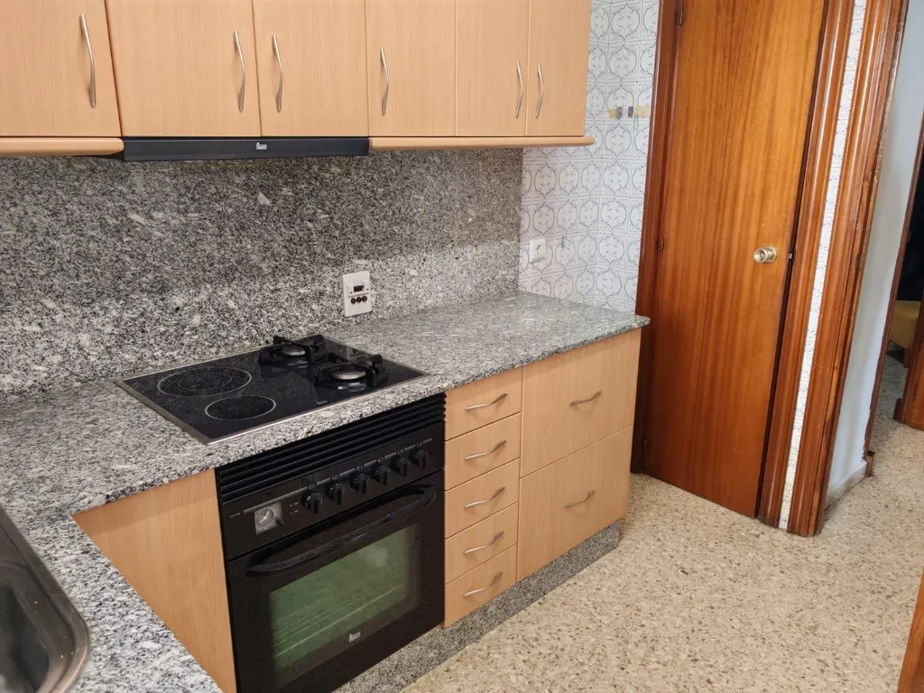 Köök - Student Flat with Terrace in San Pedro