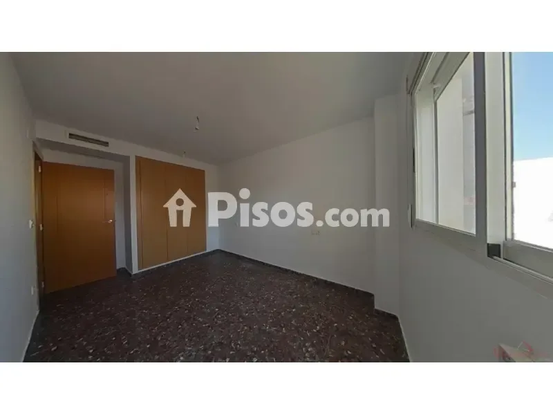Toad - Apartment with Garage in Benicalap, Valencia