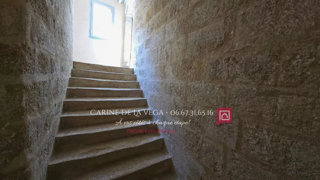 Pièces - Appartement de Caractère en Centre Historique à Pézenas