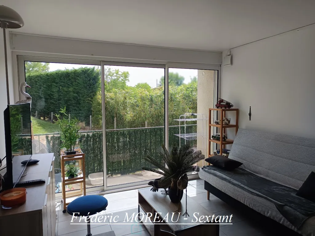 Séjour - Studio Meublé avec Parking à Bergerac