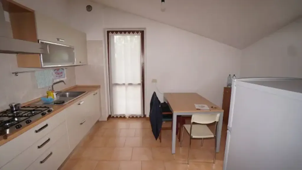 Köök - Modern Flat with Terrace in Cassolnovo