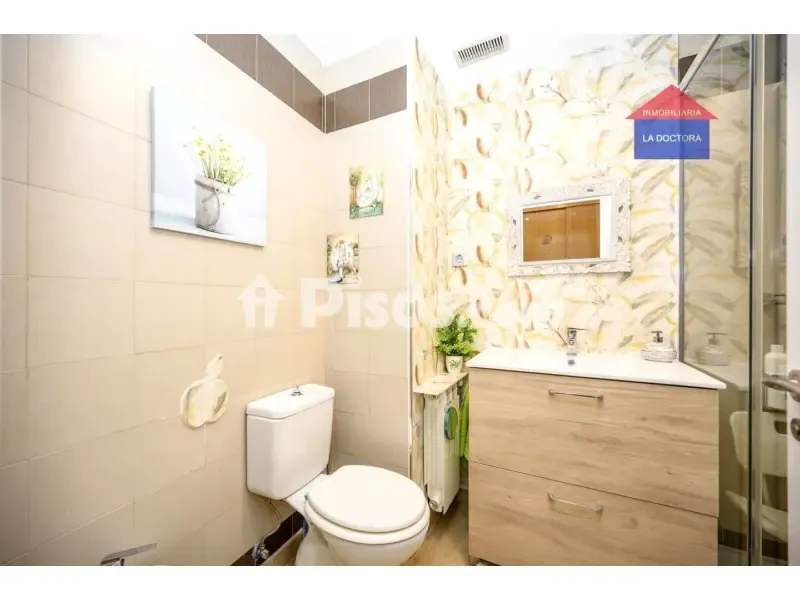Salles de bain - Spacious Apartment with Terrace in Navalcarnero