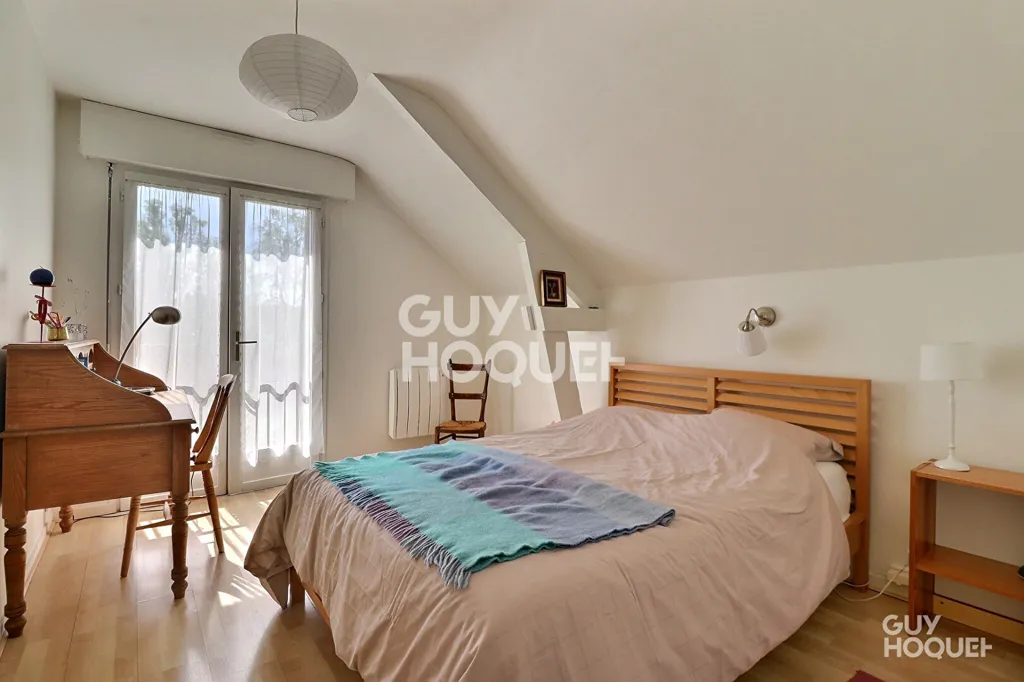 Maison 7 pièces à Sainte-Geneviève-des-Bois