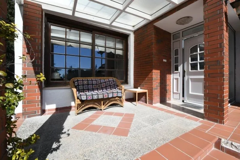 Terrace - Three-Storey House with Garden in Serrai Centre