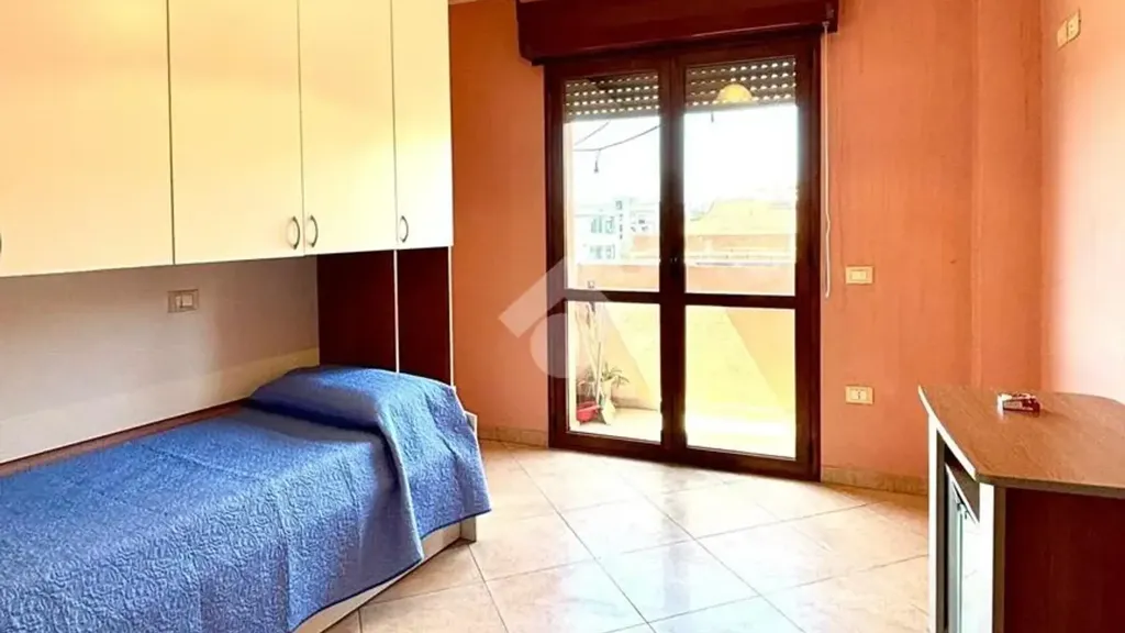 Chambres - 3-Room Apartment with Solarium in Quartu Sant'Elena