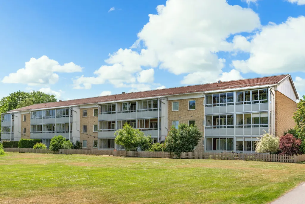 Välivaade - Renovated Flat with Glass Balcony in Kalmarhus