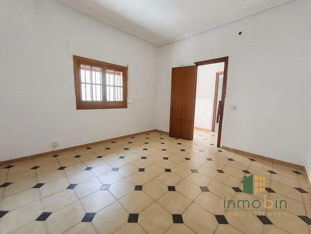 Pièces - Flat with Terrace in Don Benito
