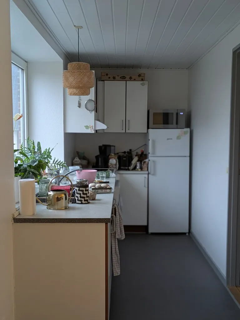 Cuisine - Two-Bedroom Flat with Garden in City Centre