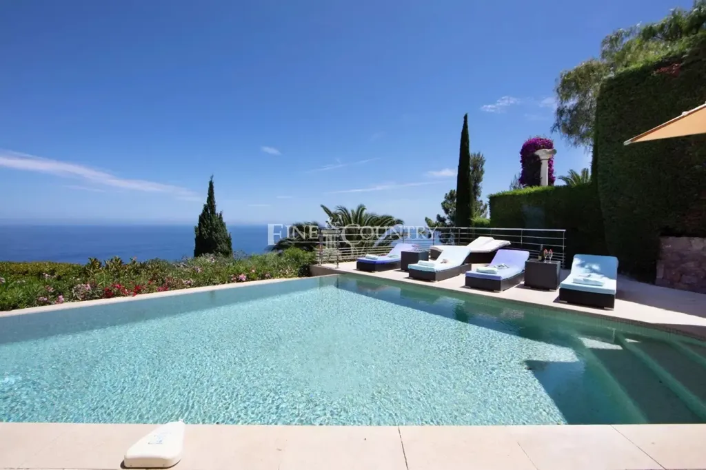 pool_area