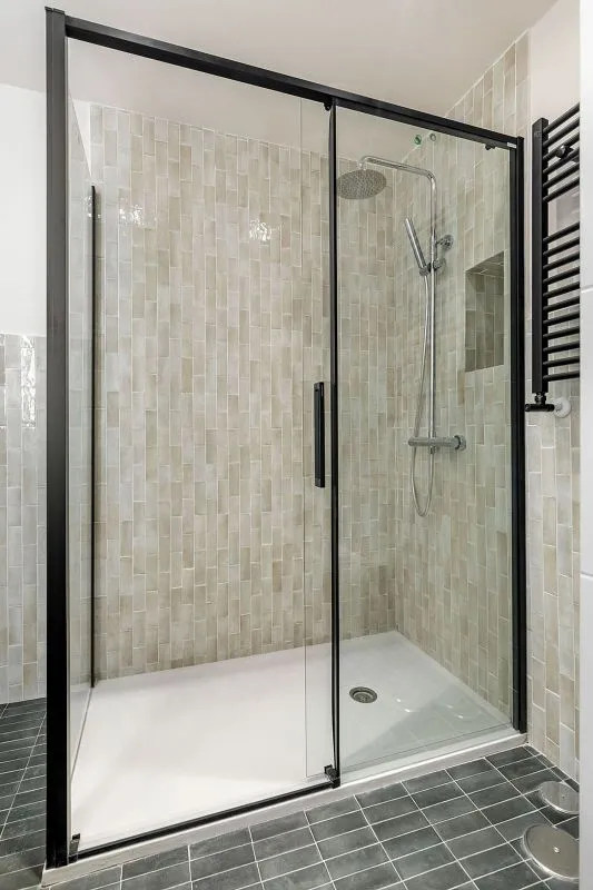 Salles de bain - Apartment with Air Conditioning in Tres Olivos