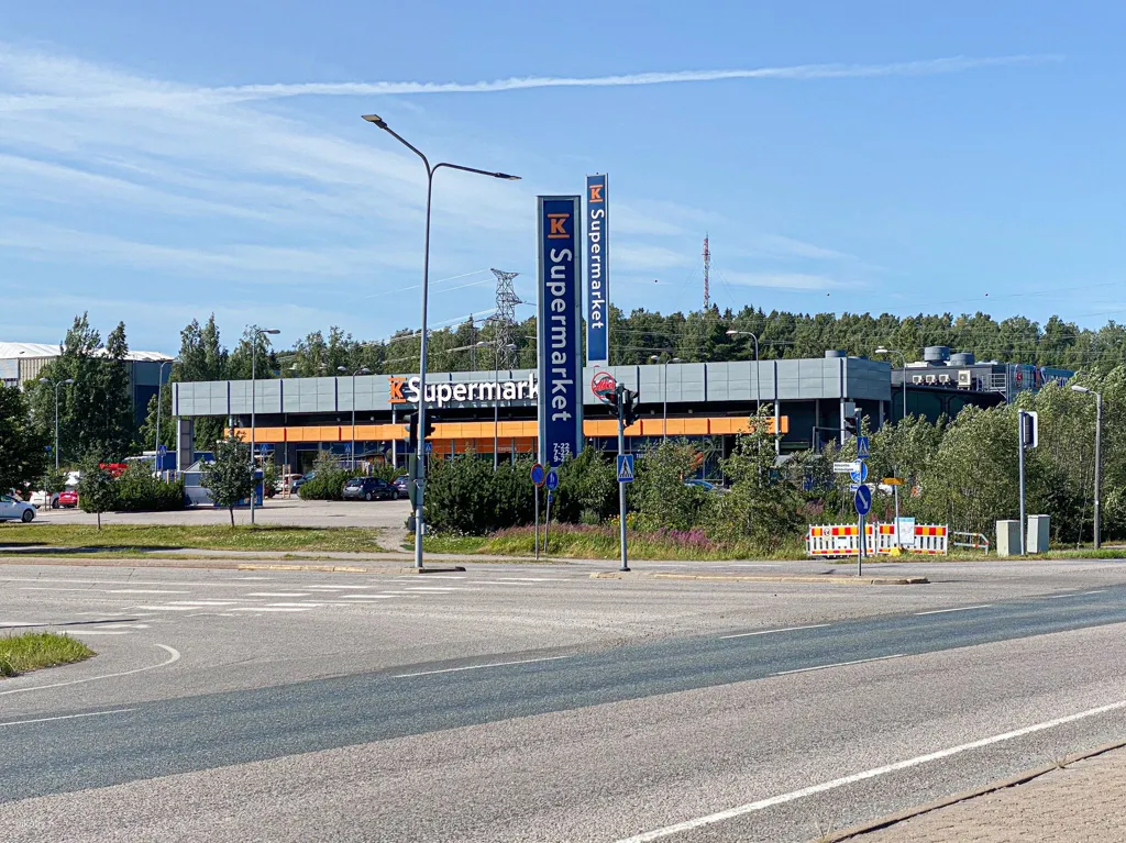 Välivaade - Apartment with West-Facing Views in Petikko, Vantaa