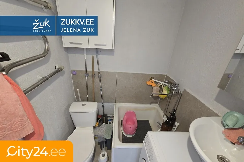 Bathrooms - Ground Floor Apartment with City View in Narva