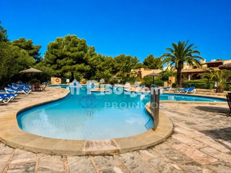 Bassein - Semi-Detached House with Pool in Sa Vinyola