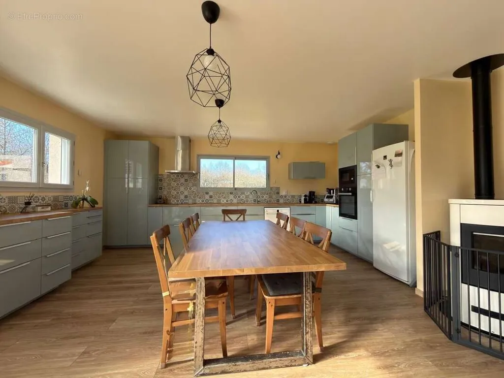 Cuisine - Maison Neuve avec Terrasse à Marsat