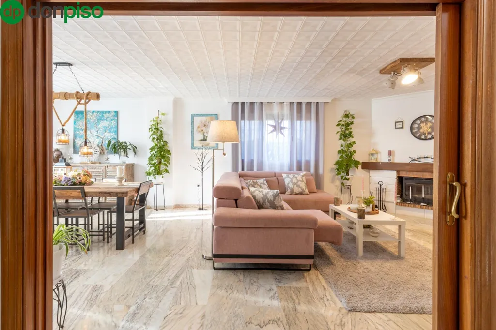 Salle à manger - Chalet with Private Pool in Calle del Abedul