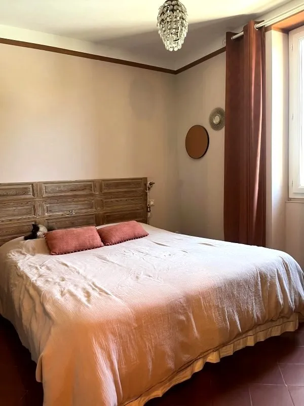 Chambres - Maison en Pierre avec Piscine près de Lespignan