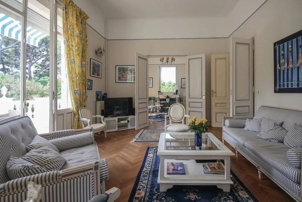 Elutuba - Luxury Villa with Sea View in Saint-Raphaël