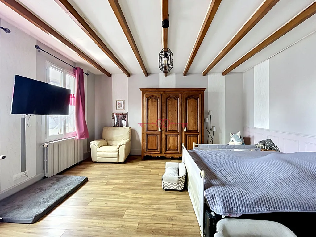 Chambres - Maison de Village avec Jardin à Verrières