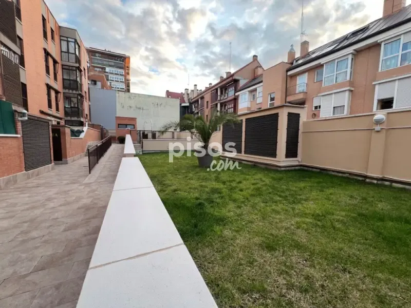 Giardino - Penthouse with Pool in Canillas